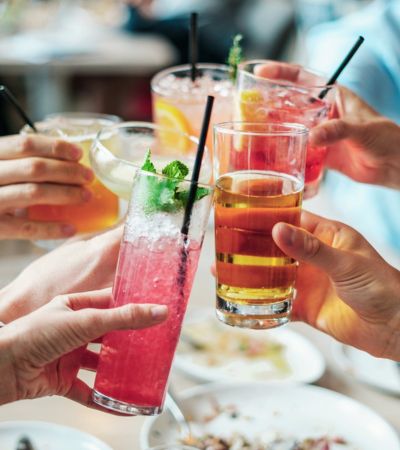 The Coach and Horses - share a drink - gallery
